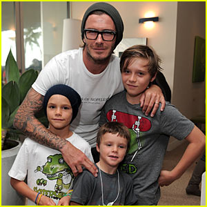 David Beckham Kinects With His Kids