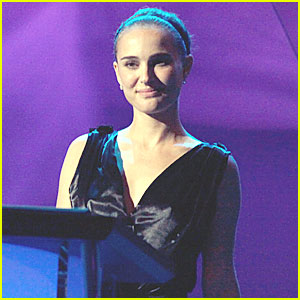 Natalie Portman: Environmental Media Awards Presenter!