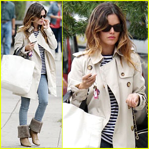 Rachel Bilson Likes to Add Pops of Color