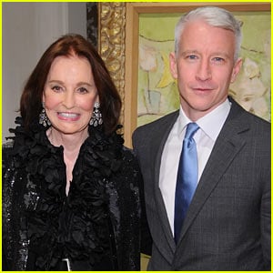 Anderson Cooper Helps Launch His Mom's Book