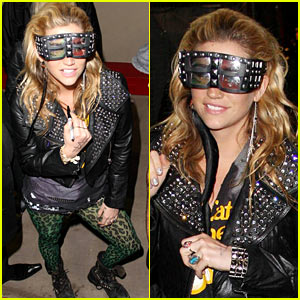 Ke$ha: 3D Studded Glasses after Kimmel!