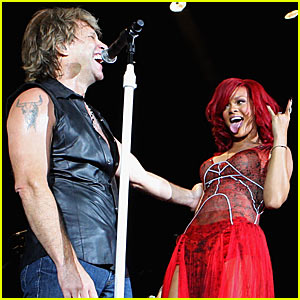 Rihanna & Bon Jovi: Livin' On A Prayer Duet!