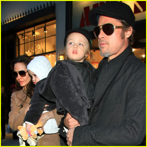Angelina Jolie & Brad Pitt: Lee's Art Shop With the Twins!
