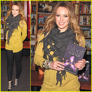 Hilary Duff: Book Signing at Glendale Borders!