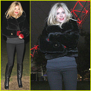 Sienna Miller Lights Up the London Eye for World AIDS Day
