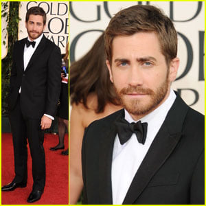 Jake Gyllenhaal - Golden Globes 2011 Red Carpet