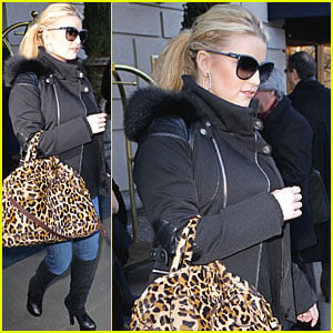 Jessica Simpson: New Year in New York!