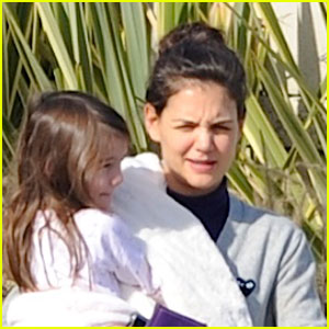 Katie Holmes: Back in L.A. with Suri