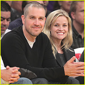Reese Witherspoon & Jim Toth: Let's Go Lakers!