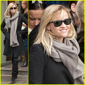 Reese Witherspoon: Shopping for a Wedding Dress?