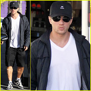 Ryan Phillippe: Fueling Up!