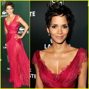 Halle Berry: Costume Designers Guild Awards Honoree!