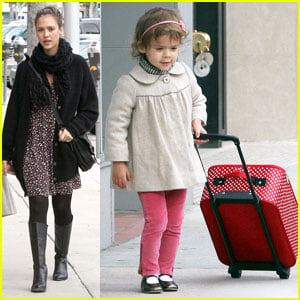 Jessica Alba: Down to Urth with Honor