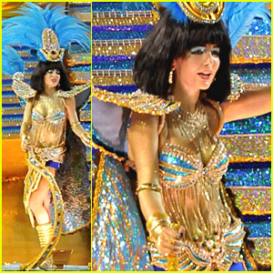 Camilla Belle: Cleopatra at Carnival Parade!