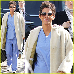 Halle Berry Scrubs Up for 'New Year's Eve'