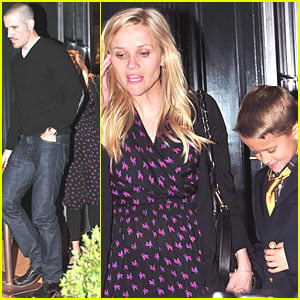 Reese Witherspoon: Brentwood Birthday Dinner!