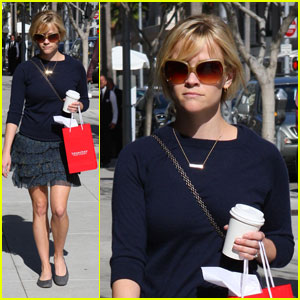 Reese Witherspoon Takes Teuscher To Go