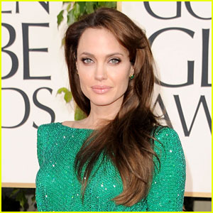 Angelina Jolie: Style of Jolie Exhibition!