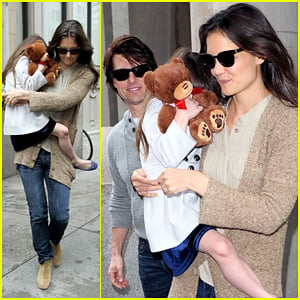 Tom Cruise & Katie Holmes: Day Out with Suri!