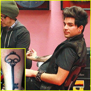 Adam Lambert: New Tattoo with Sauli Koskinen!