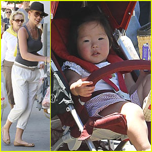Katherine Heigl: Farmer's Market with Mom and Naleigh!
