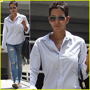Halle Berry: Live Nation HQ!