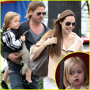 Angelina Jolie & Brad Pitt: Puppet Show with the Twins!