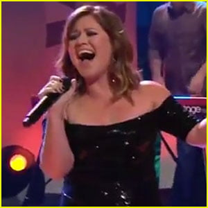Kelly Clarkson: 'Mr. Know It All' on 'The Tonight Show'!