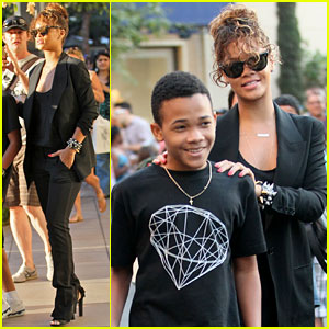 Rihanna: Shopping with Rajad!