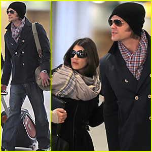 Jared Padalecki & Genevieve Cortese: Airport Arrival