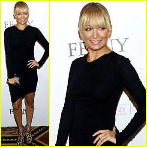 Nicole Richie: Shoes on Sale to Fight Breast Cancer!