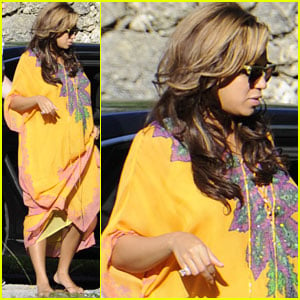 Beyonce: House Hunting in Miami!