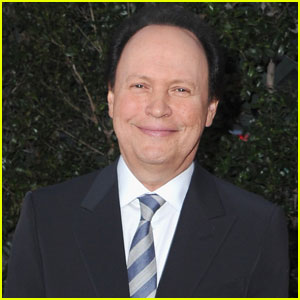 Billy Crystal Steps in to Host Oscars 2012