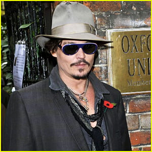 Johnny Depp Visits Oxford University!