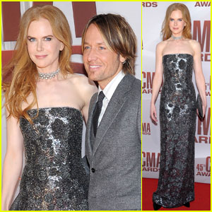 Nicole Kidman & Keith Urban - CMA Awards 2011 Red Carpet