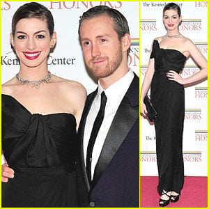 Anne Hathaway: Kennedy Center Honors with Adam Shulman!