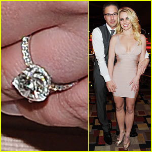 Britney Spears' Engagement Ring Revealed