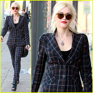 Gwen Stefani: Plaid Lady in West Hollywood!