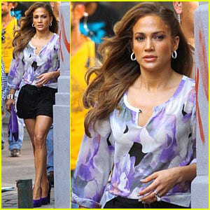 Jennifer Lopez: Chile for Q'Viva!