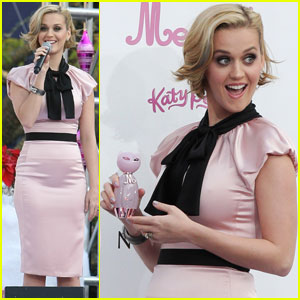 Katy Perry: Meow Launch at The Grove!