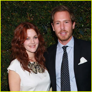Drew Barrymore: Engaged to Will Kopelman!