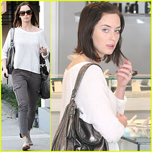 Emily Blunt: Jewelry Shopping in Los Angeles