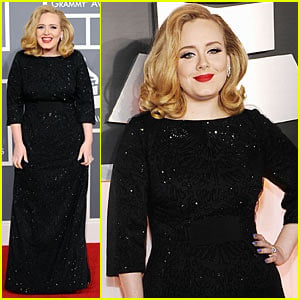 Adele - Grammys 2012 Red Carpet