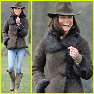 Duchess Kate & Lupo Go for a Walk