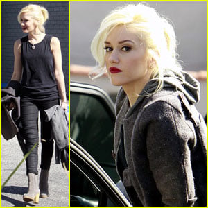 Gwen Stefani: 'Totally Obsessed' With Fashion Websites
