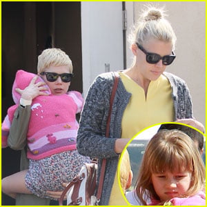 Michelle Williams: M Cafe With Matilda & Busy Philipps