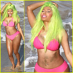 Nicki Minaj: Bikini Bod for 'Starships' Video!