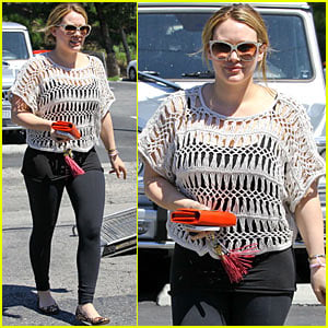 Hilary Duff: Son's Belly Button in Makeup Drawer!