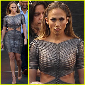 Jennifer Lopez: Ab-tastic on 'American Idol'!