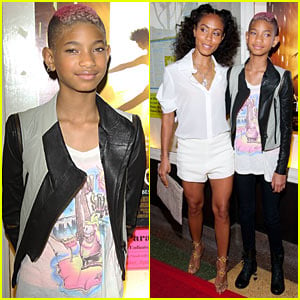 Willow Smith: 'First Position' Premiere with Mom Jada!
